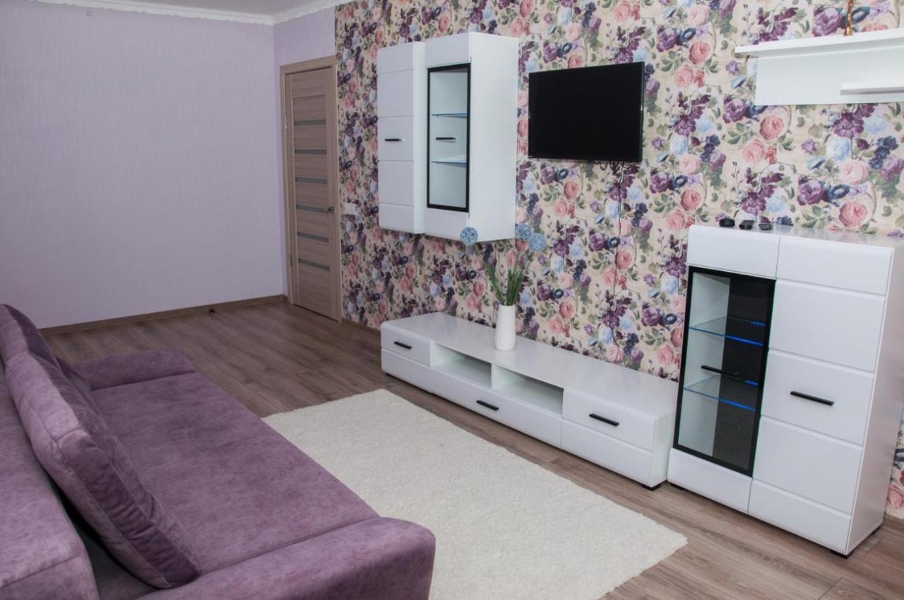 Vip Apartments Lutsʼk Dış mekan fotoğraf