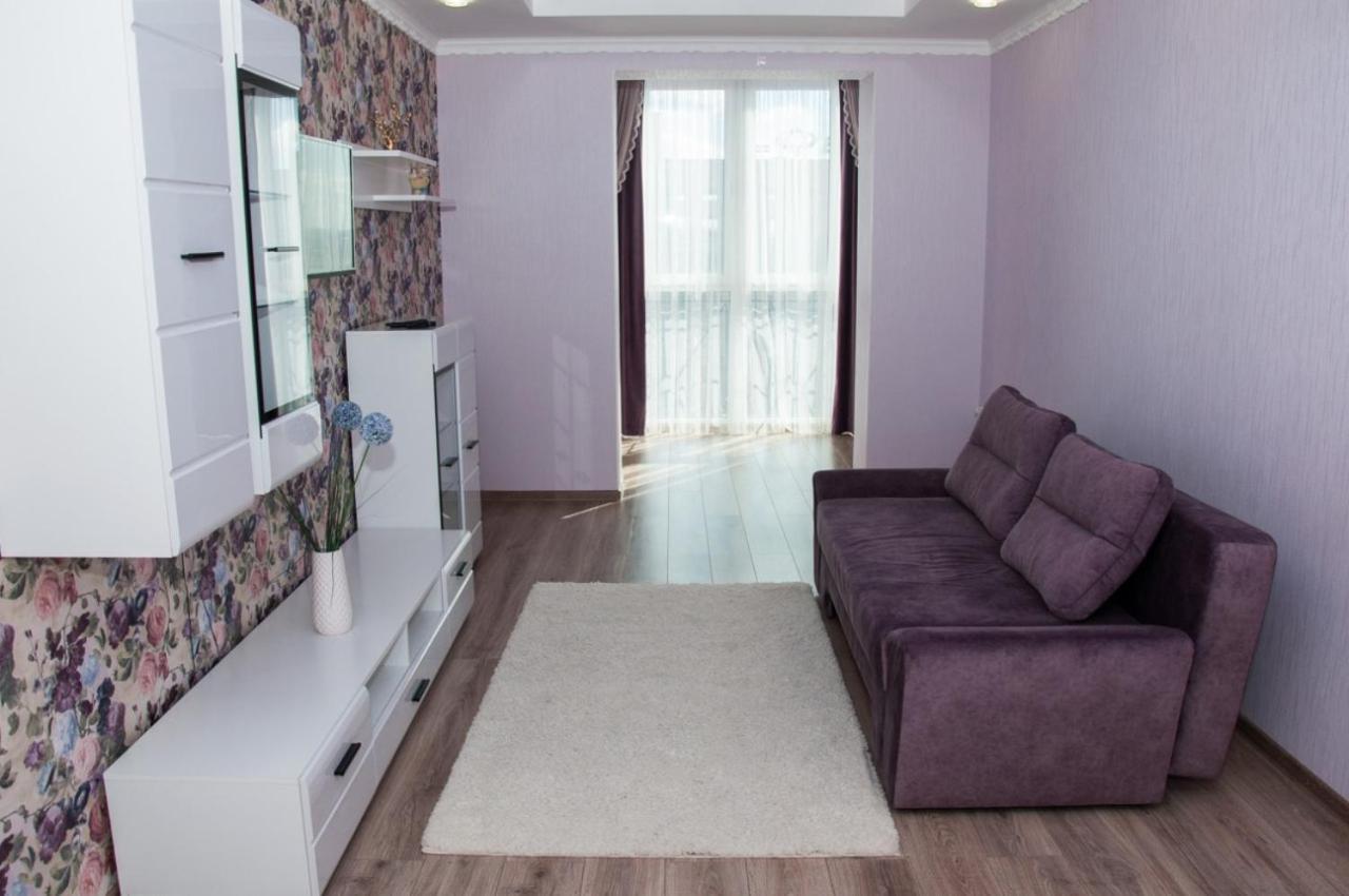 Vip Apartments Lutsʼk Dış mekan fotoğraf