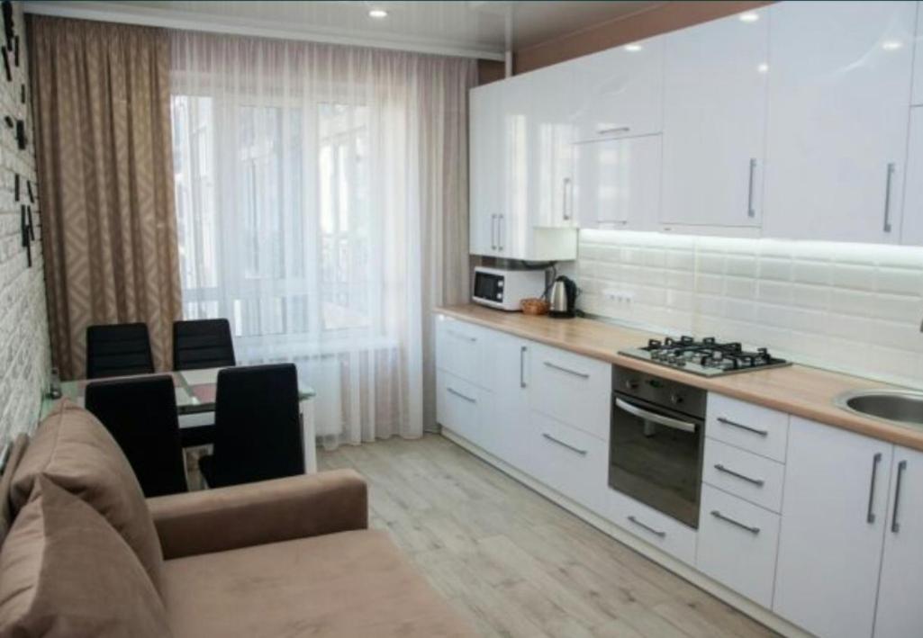 Vip Apartments Lutsʼk Dış mekan fotoğraf