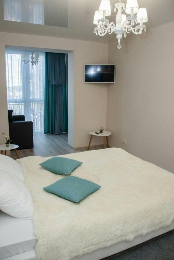 Vip Apartments Lutsʼk Dış mekan fotoğraf